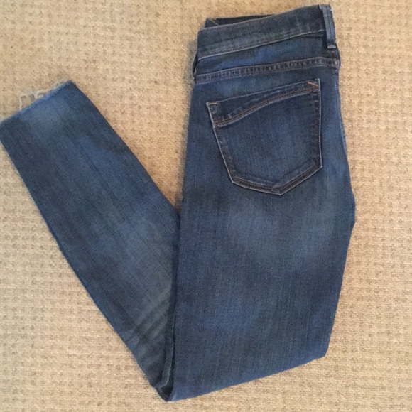 Express Jeans Medium Wash Skinnies - Picture 7 of 7
